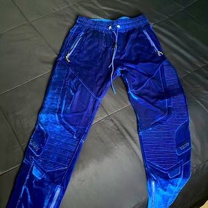 This is a piece from Guapi limited to 100 and has only been worn once